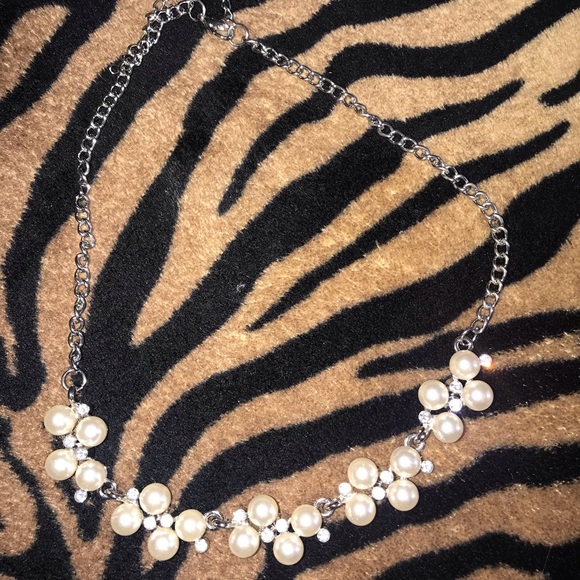 Sparkle Pearl Set - Picture 3 of 5